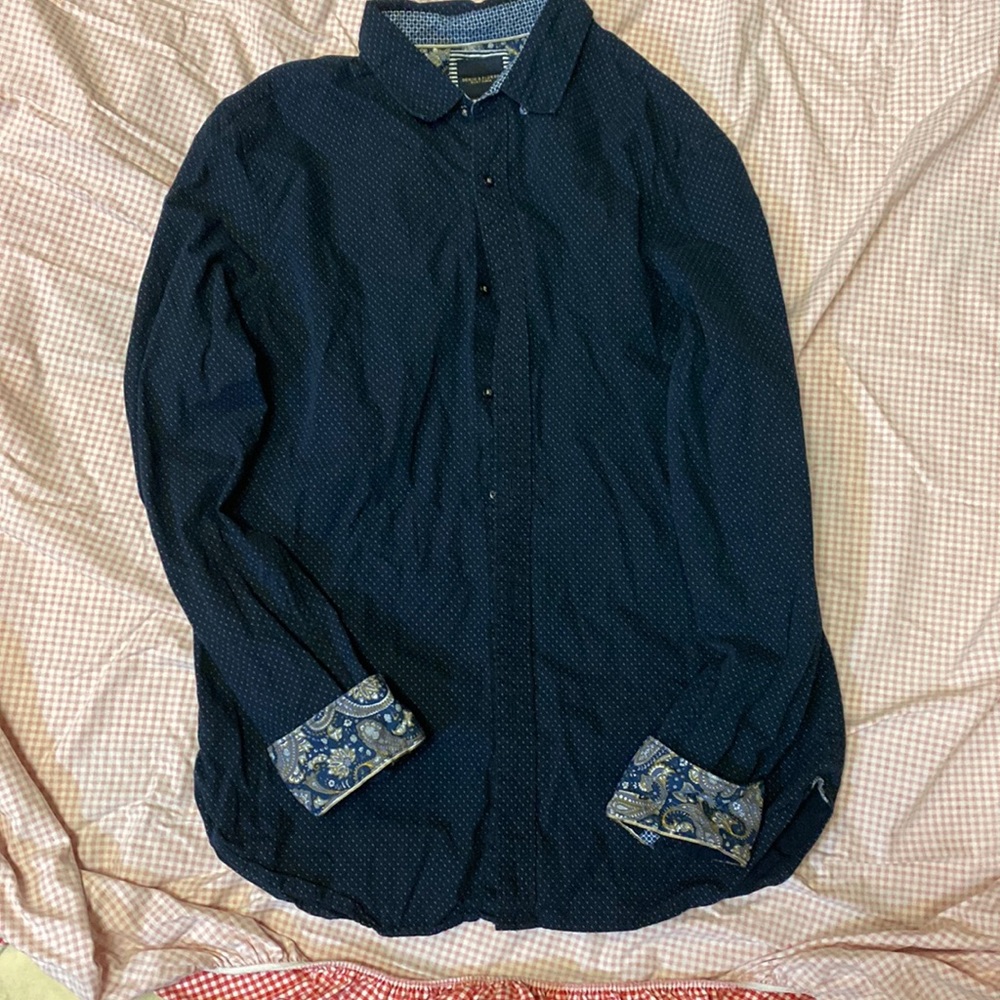 Long sleeve dress shirt